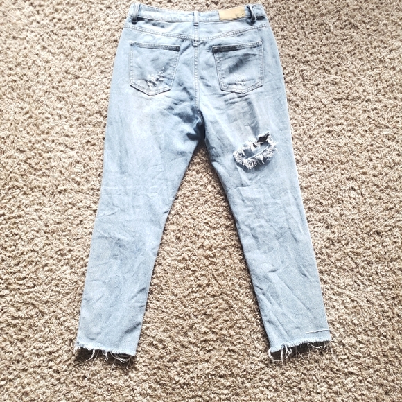 Nasty Gal Distressed Jeans - Picture 3 of 6